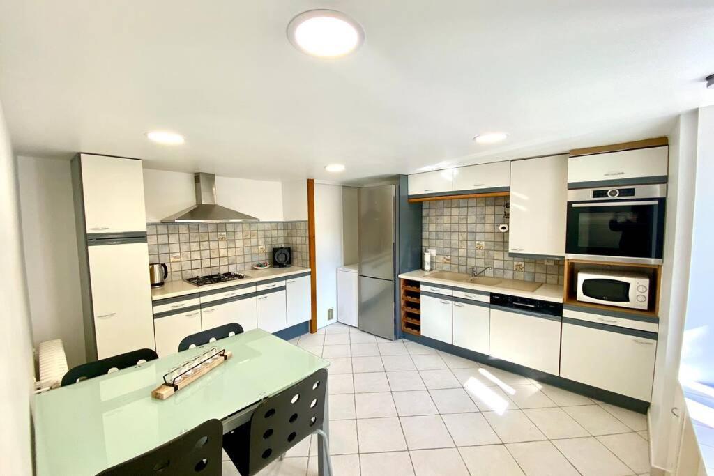 SOBNB-SAGET 2- appartement 4pers neuf calme proche centre Annemasse Extérieur photo